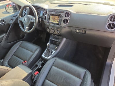 2017 Volkswagen Tiguan 2.0T Sport FWD
