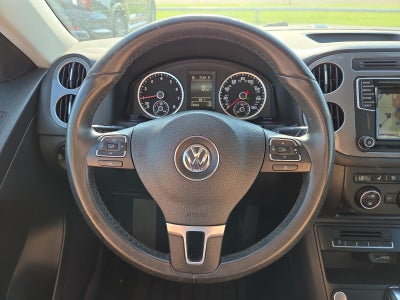 2017 Volkswagen Tiguan 2.0T Sport FWD
