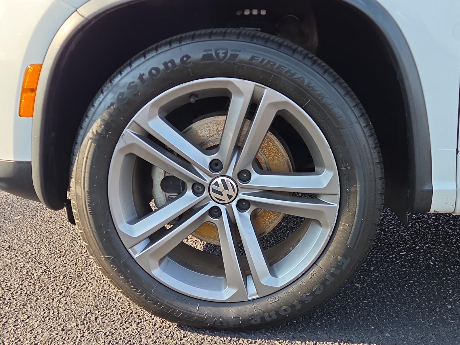 2017 Volkswagen Tiguan 2.0T Sport FWD