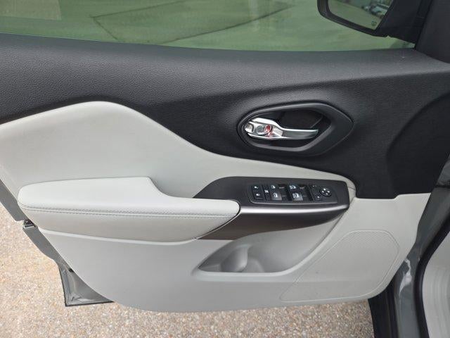 2020 Jeep Cherokee Latitude Plus FWD