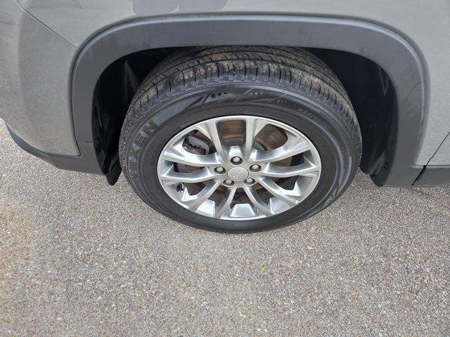 2020 Jeep Cherokee Latitude Plus FWD