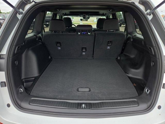 2025 Jeep Grand Cherokee Laredo X 4x4