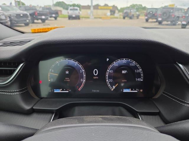 2025 Jeep Grand Cherokee Laredo X 4x4
