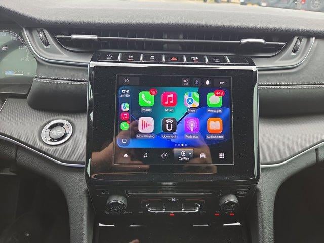 2025 Jeep Grand Cherokee Laredo X 4x4