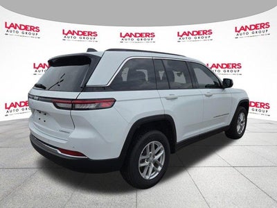 2025 Jeep Grand Cherokee Laredo X 4x4