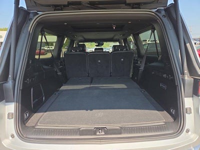 2024 Jeep Wagoneer L 4x4