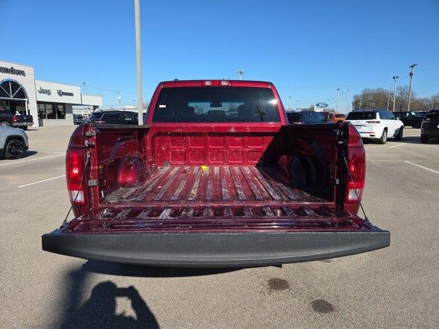 2022 RAM 1500 Classic SLT 4x2 Crew Cab 5'7" Box