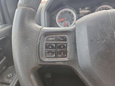 2020 RAM 1500 Classic Tradesman 4x4 Crew Cab 5'7" Box