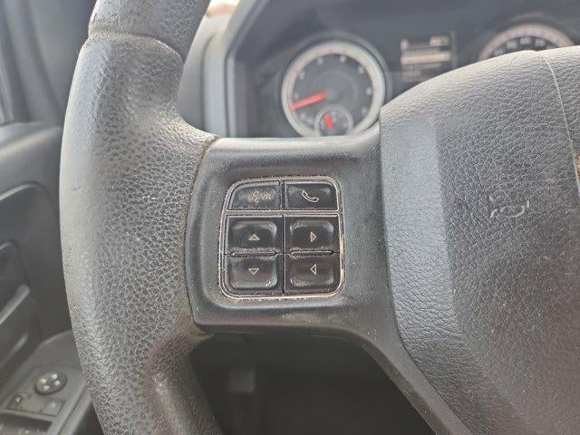 2020 RAM 1500 Classic Tradesman 4x4 Crew Cab 5'7" Box