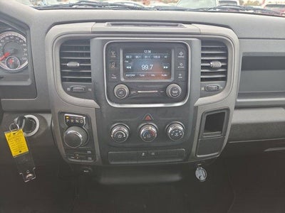 2020 RAM 1500 Classic Tradesman 4x4 Crew Cab 5'7" Box