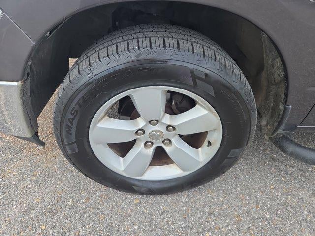 2020 RAM 1500 Classic Tradesman 4x4 Crew Cab 5'7" Box