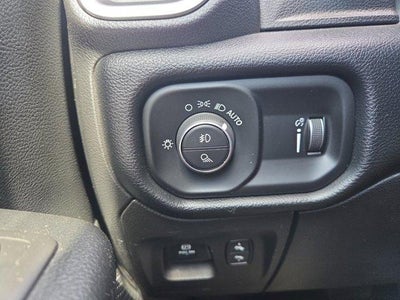 2021 RAM 1500 Big Horn 4x4 Crew Cab 5'7" Box