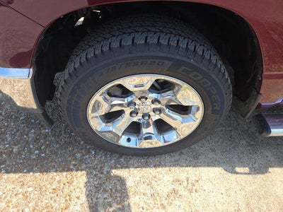 2021 RAM 1500 Big Horn 4x4 Crew Cab 5'7" Box