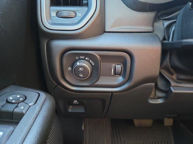 2025 RAM 1500 Warlock 4x4 Crew Cab 5'7" Box