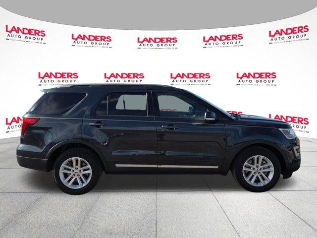 2017 Ford Explorer XLT FWD