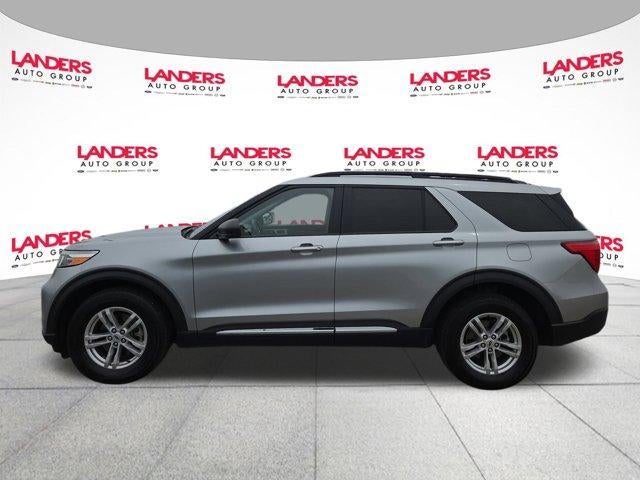2023 Ford Explorer XLT 4WD