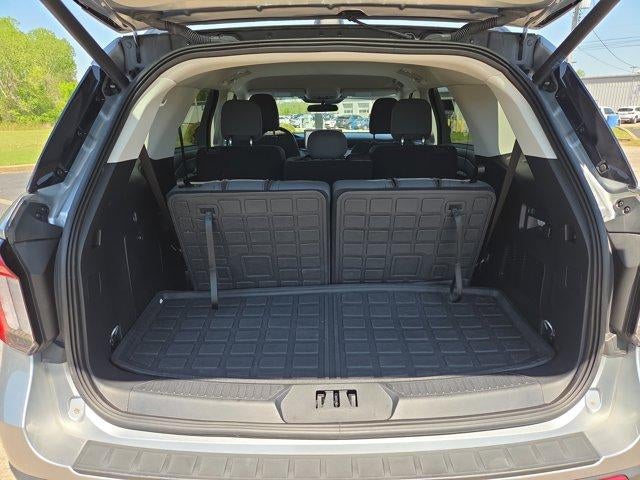 2025 Ford Explorer Active RWD