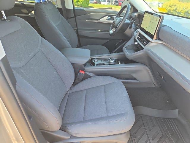 2025 Ford Explorer Active RWD