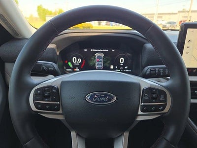 2025 Ford Explorer Active RWD