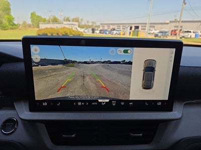 2025 Ford Explorer Active RWD