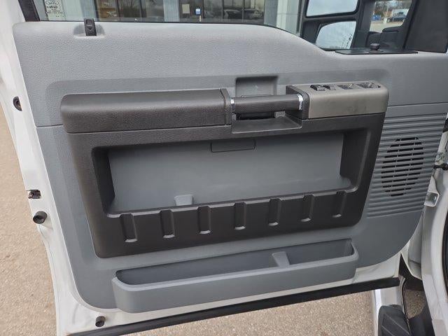 2012 Ford Super Duty F-250 SRW 4WD Crew Cab 6-3/4 Ft Box XL