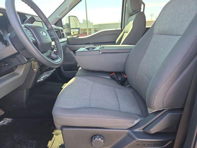 2024 Ford Super Duty F-250 SRW XLT 4WD Crew Cab 6.75' Box