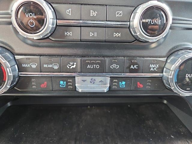 2023 Ford F-150 LARIAT 4WD SuperCrew 5.5' Box