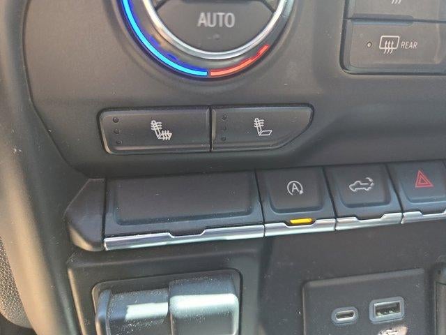 2020 Chevrolet Silverado 1500 Double Cab Standard Box 4-Wheel Drive RST