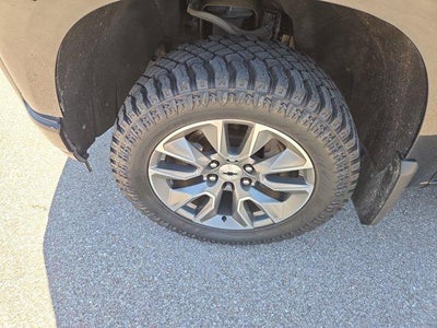 2020 Chevrolet Silverado 1500 Double Cab Standard Box 4-Wheel Drive RST