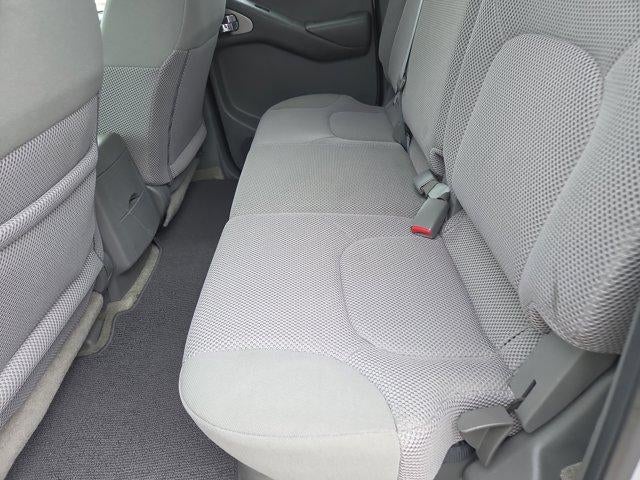 2017 Nissan Frontier Crew Cab 4x2 SV V6 Auto