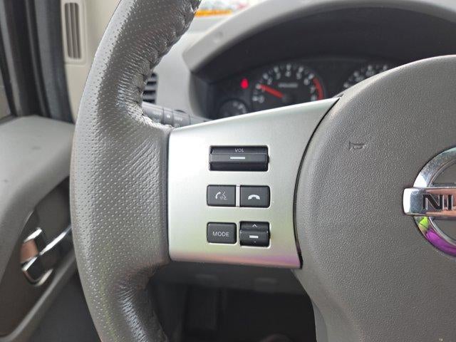 2017 Nissan Frontier Crew Cab 4x2 SV V6 Auto