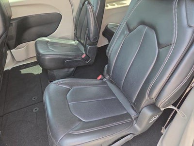 2023 Chrysler Pacifica Touring L FWD