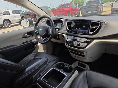 2023 Chrysler Pacifica Touring L FWD