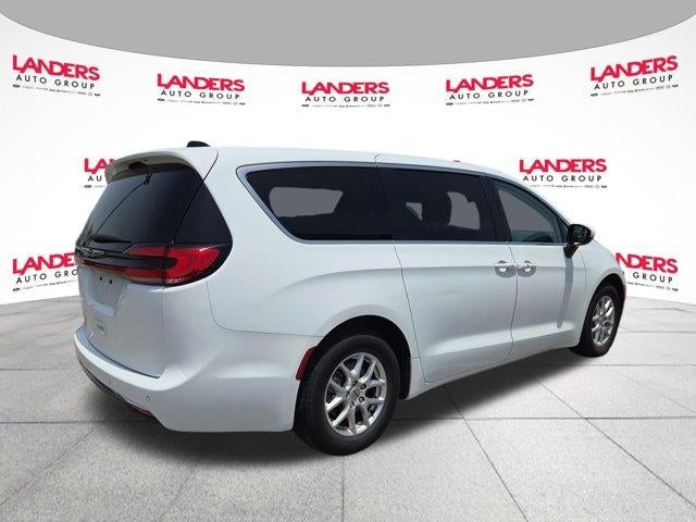 2023 Chrysler Pacifica Touring L FWD