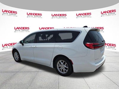 2023 Chrysler Pacifica Touring L FWD