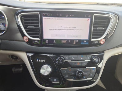 2023 Chrysler Pacifica Touring L FWD