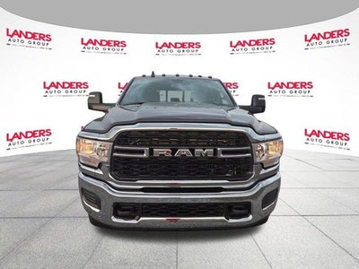 2024 RAM 3500 Tradesman 4x4 Crew Cab 8' Box