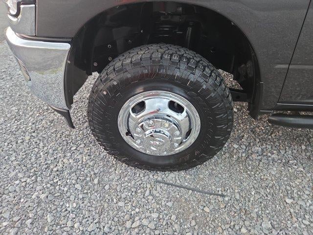 2024 RAM 3500 Tradesman 4x4 Crew Cab 8' Box