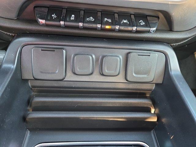 2018 GMC Sierra 1500 Crew Cab Short Box 4-Wheel Drive SLT