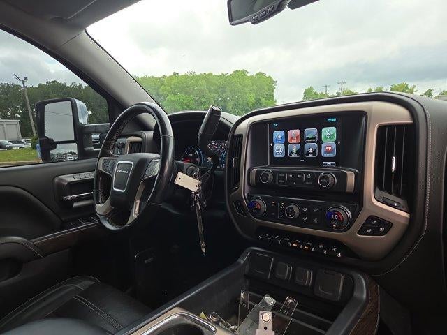2018 GMC Sierra 1500 Crew Cab Short Box 4-Wheel Drive Denali
