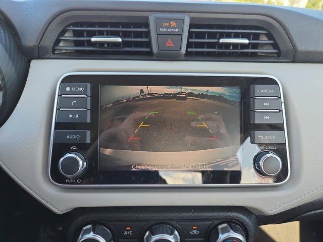 2021 Nissan Versa SV CVT