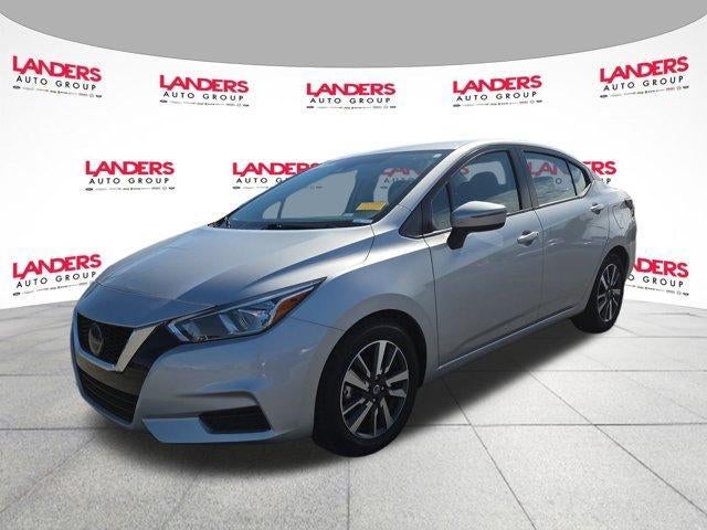 2021 Nissan Versa SV CVT