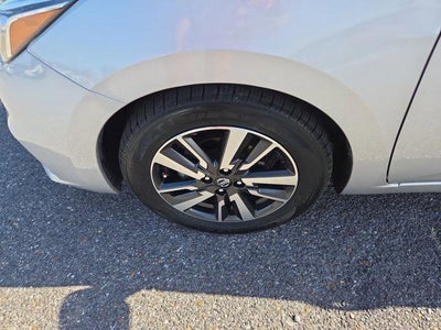 2021 Nissan Versa SV CVT