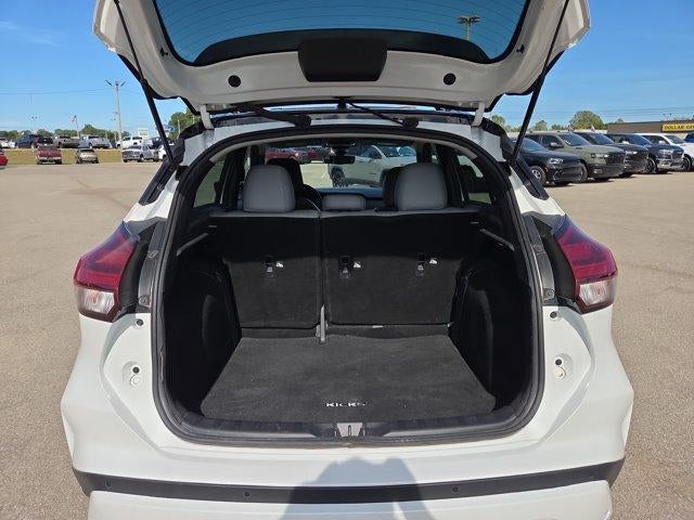 2024 Nissan Kicks SR FWD