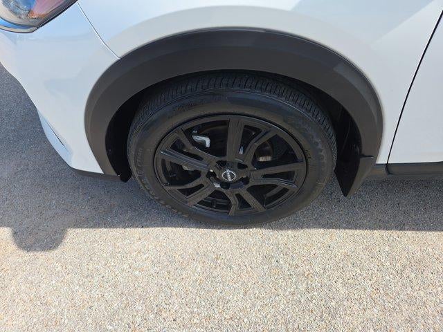 2024 Nissan Kicks SR FWD