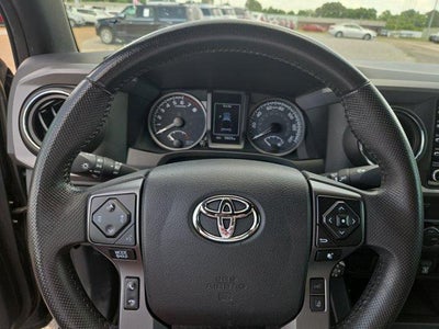 2022 Toyota Tacoma 4WD 4WD TRD Off Road Double Cab 5' Bed V6 AT (Natl)