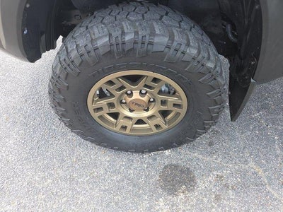 2022 Toyota Tacoma 4WD 4WD TRD Off Road Double Cab 5' Bed V6 AT (Natl)