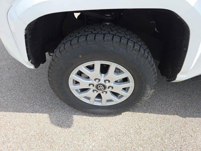 2025 Toyota Tacoma 4WD 4WD SR5 Double Cab 5' Bed AT (GS)