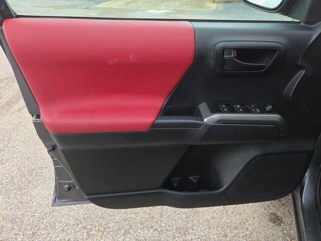 2023 Toyota Tacoma 2WD 2WD SR Double Cab 5' Bed I4 AT (GS)