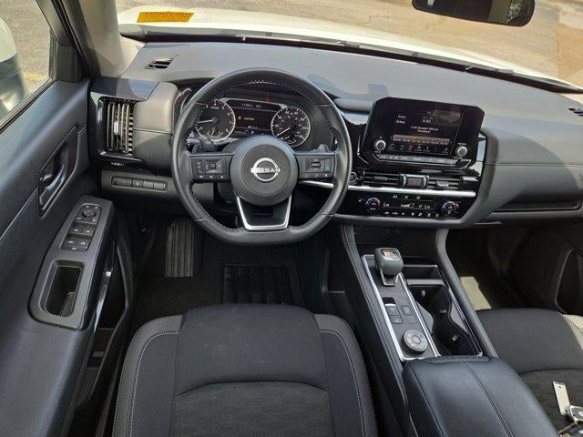2024 Nissan Pathfinder SV 4WD